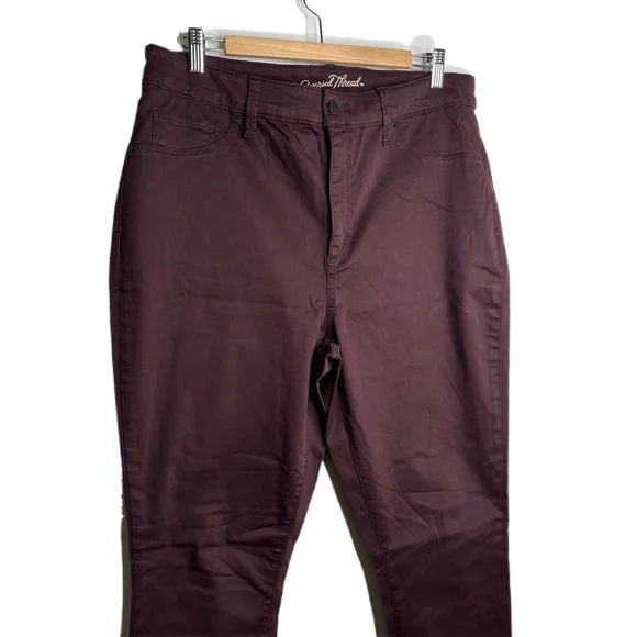 Universal Thread Maroon High Rise Jegging - Picture 2 of 11